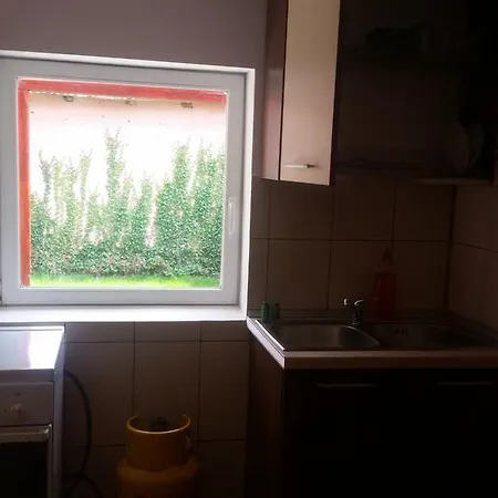 Casa La Tara, Langa Fagaras *