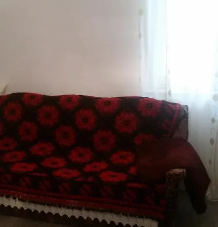 Casa La Tara, Langa Fagaras Будинок відпочинку